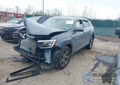 2024 Volkswagen Atlas Cross Sport 2.0T Sel R-Line from USA, damaged, VIN 1V2AE2CAXRC232668